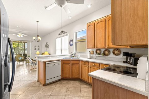 House in Summerfield, Florida 3 bedrooms, 177.54 sq.m. № 1880959 - photo 9