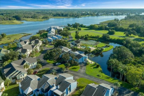 Condo in Crystal River, Florida, 2 bedrooms № 2395995 - photo 29