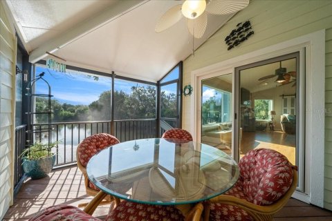 Condo in Crystal River, Florida, 2 bedrooms № 2395995 - photo 26