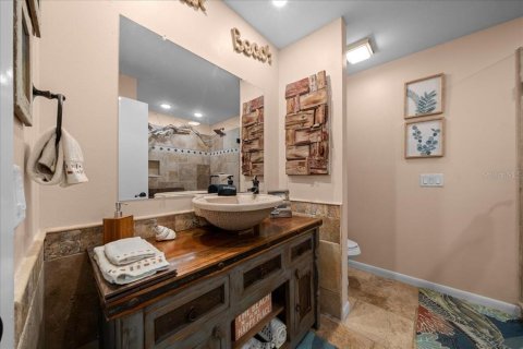Condo in Crystal River, Florida, 2 bedrooms № 2395995 - photo 20