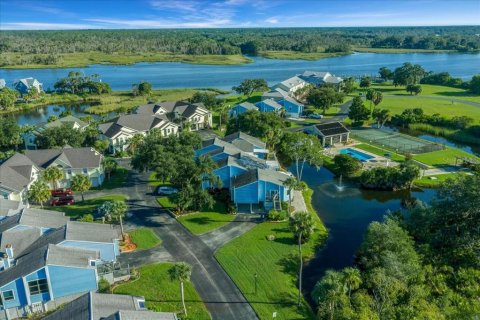 Condo in Crystal River, Florida, 2 bedrooms № 2395995 - photo 28