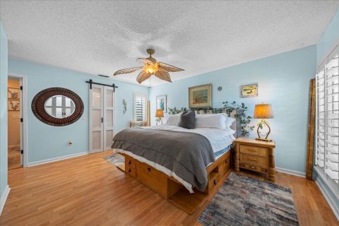Condo in Crystal River, Florida, 2 bedrooms № 2395995 - photo 18