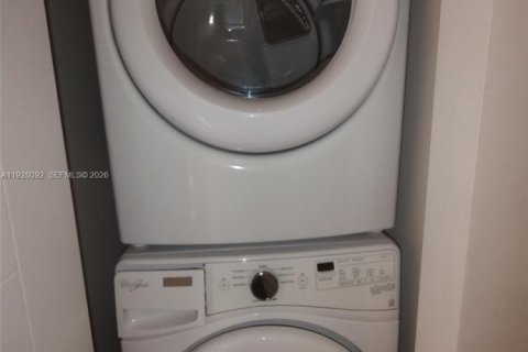 Copropriété à louer à Aventura, Floride: 1 chambre, 80.55 m2 № 1998440 - photo 10