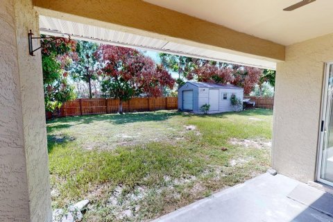 House in Port St. Lucie, Florida 4 bedrooms, 163.69 sq.m. № 2083254 - photo 19
