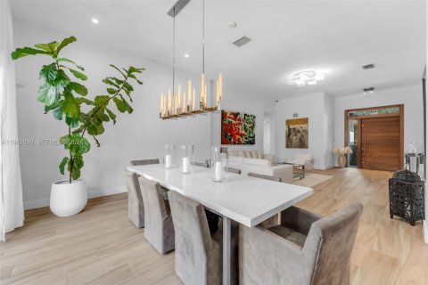 Купить виллу или дом в Майами, Флорида 4 спальни, 223.8м2, № 1999212 - фото 6