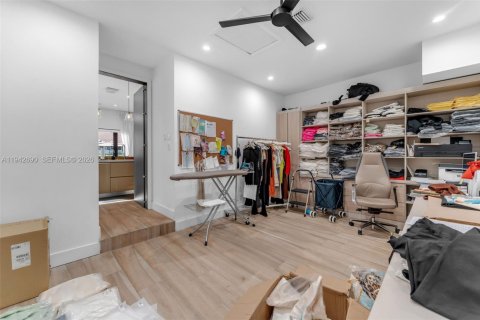 Купить виллу или дом в Майами, Флорида 4 спальни, 223.8м2, № 1999212 - фото 18