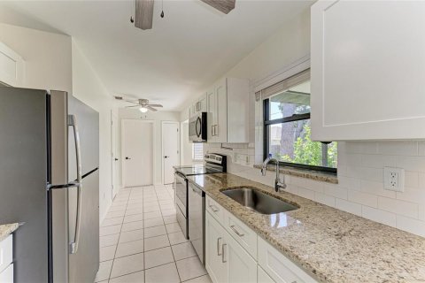 Casa en venta en Venice, Florida, 2 dormitorios, 88.07 m2 № 2389435 - foto 16