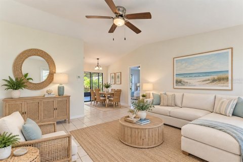 Casa en venta en Venice, Florida, 2 dormitorios, 88.07 m2 № 2389435 - foto 2