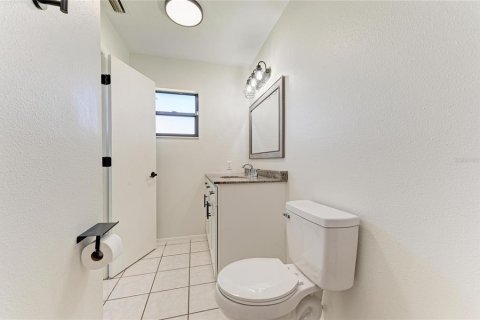 Casa en venta en Venice, Florida, 2 dormitorios, 88.07 m2 № 2389435 - foto 26