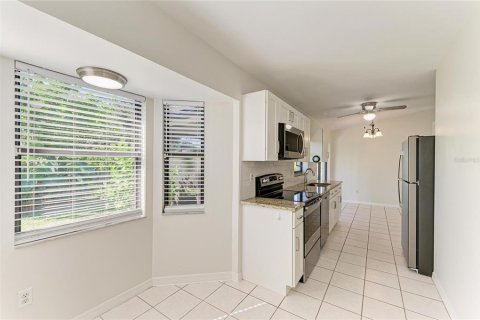 Casa en venta en Venice, Florida, 2 dormitorios, 88.07 m2 № 2389435 - foto 18