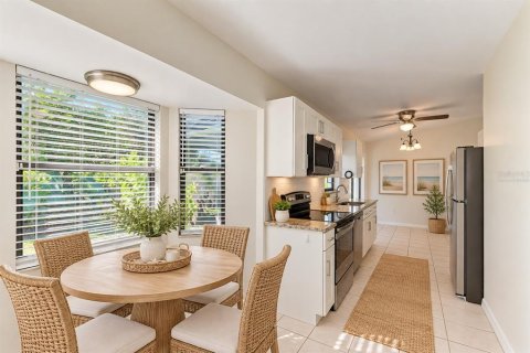 Casa en venta en Venice, Florida, 2 dormitorios, 88.07 m2 № 2389435 - foto 3