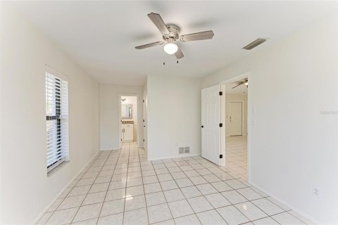 Casa en venta en Venice, Florida, 2 dormitorios, 88.07 m2 № 2389435 - foto 22
