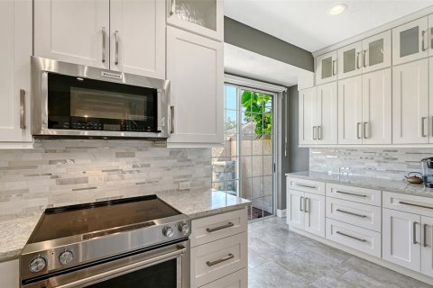 Casa en venta en Sarasota, Florida, 3 dormitorios, 172.43 m2 № 2428827 - foto 11