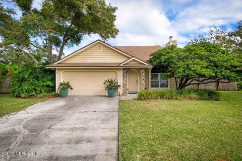 House in Jacksonville, Florida 3 bedrooms, 205.87 sq.m. № 865830 - photo 1