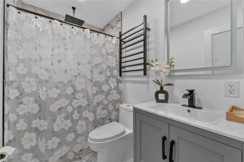 House in Homestead, Florida 4 bedrooms, 151.24 sq.m. № 1948447 - photo 26