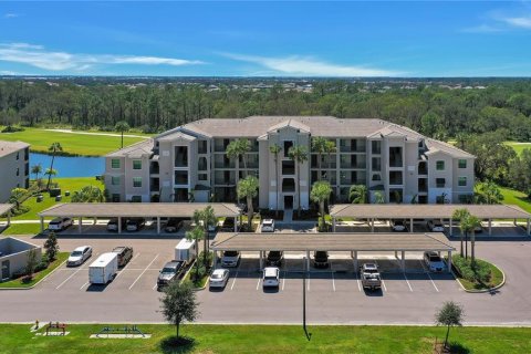 Condominio en Lakewood Ranch, Florida, 2 dormitorios  № 2148739