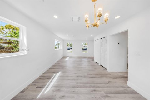 Купить виллу или дом в Майами-Гарденс, Флорида 3 спальни, 130.43м2, № 2067504 - фото 5