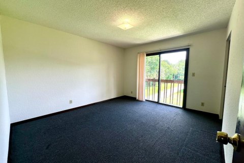 Apartamento en alquiler en Haverhill, Florida, 2 dormitorios, 102.19 m2 № 1221572 - foto 1