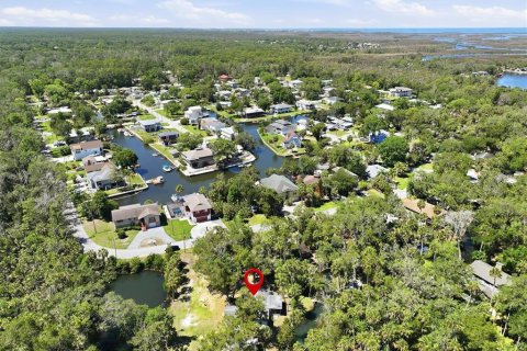 House in Weeki Wachee, Florida 3 bedrooms, 138.05 sq.m. № 2111488 - photo 26