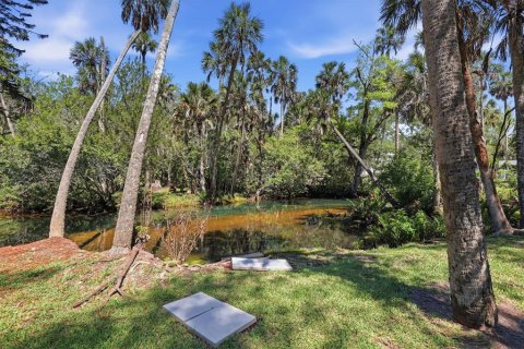 House in Weeki Wachee, Florida 3 bedrooms, 138.05 sq.m. № 2111488 - photo 15