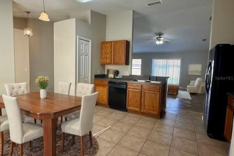 Casa en alquiler en Poinciana, Florida, 3 dormitorios, 135.27 m2 № 2094295 - foto 7