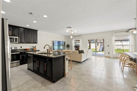 Villa ou maison à vendre à Spring Hill, Floride: 4 chambres, 162.21 m2 № 1817342 - photo 7