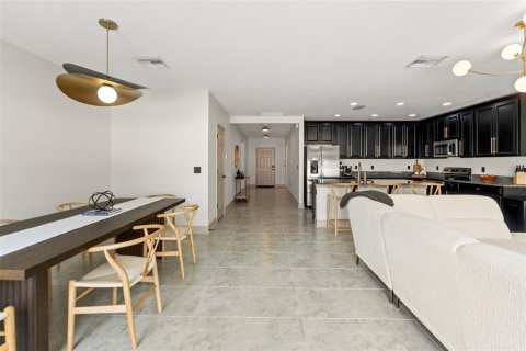 Villa ou maison à vendre à Spring Hill, Floride: 4 chambres, 162.21 m2 № 1817342 - photo 14