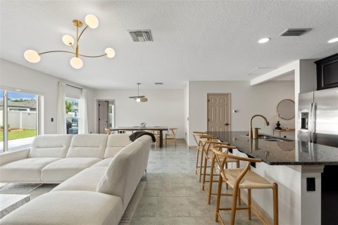 Villa ou maison à vendre à Spring Hill, Floride: 4 chambres, 162.21 m2 № 1817342 - photo 16