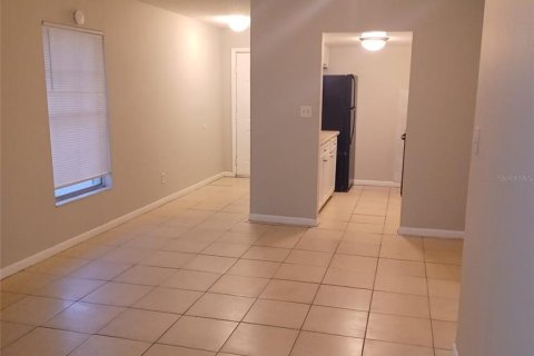 Appartement à louer à Tampa, Floride: 2 chambres, 61.97 m2 № 2112344 - photo 3
