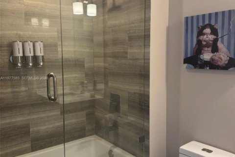 Copropriété à louer à Miami, Floride: 33.63 m2 № 2175070 - photo 8