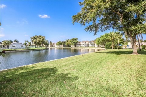 Copropriété à louer à Tamarac, Floride: 1 chambre, 65.03 m2 № 2153925 - photo 16