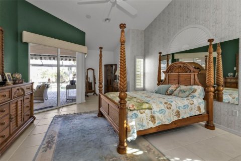 House in Punta Gorda, Florida 3 bedrooms, 212.28 sq.m. № 1719737 - photo 16