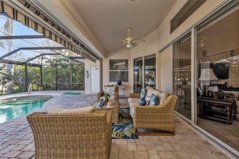 House in Punta Gorda, Florida 3 bedrooms, 212.28 sq.m. № 1719737 - photo 29