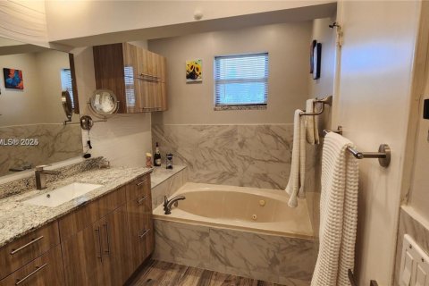 Townhouse in Weston, Florida 3 bedrooms, 145.3 sq.m. № 1711664 - photo 17