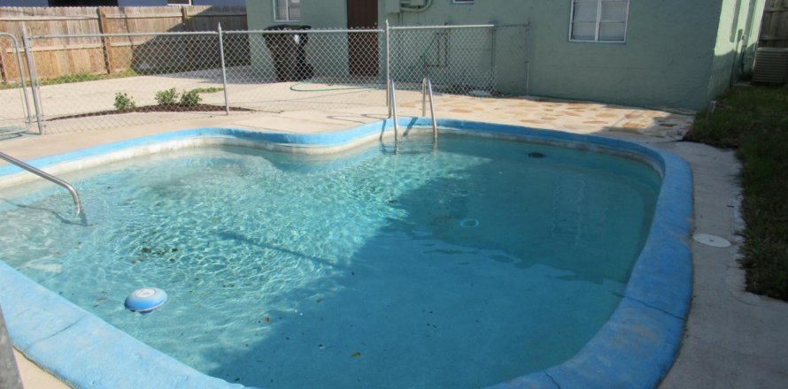 Casa en Lake Worth, Florida 2 dormitorios, 76.09 m2 № 1182656