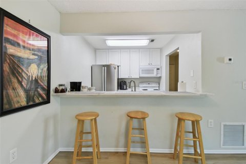 Condo in Bradenton, Florida, 2 bedrooms  № 1609165 - photo 10