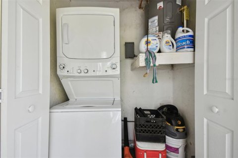 Condo in Bradenton, Florida, 2 bedrooms  № 1609165 - photo 25