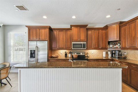 Townhouse in Orlando, Florida 2 bedrooms, 191.1 sq.m. № 1586355 - photo 13
