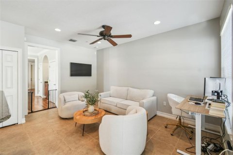 Townhouse in Orlando, Florida 2 bedrooms, 191.1 sq.m. № 1586355 - photo 21