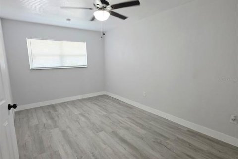 House in Tampa, Florida 4 bedrooms, 130.43 sq.m. № 1754763 - photo 26