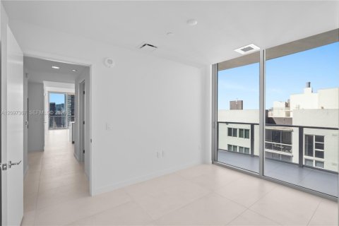 Condominio en alquiler en Miami, Florida, 2 dormitorios, 121.05 m2 № 2394465 - foto 21
