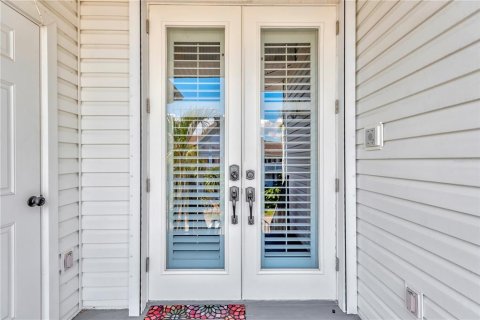 House in Tarpon Springs, Florida 4 bedrooms, 277.78 sq.m. № 1853547 - photo 24