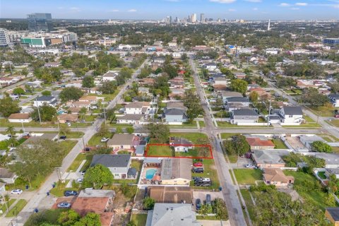 Land in Tampa, Florida № 1554135 - photo 1
