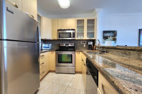 Снять в аренду кондоминиум в Холливуд, Флорида 1 спальня, 93.83м2, № 2071733 - фото 4