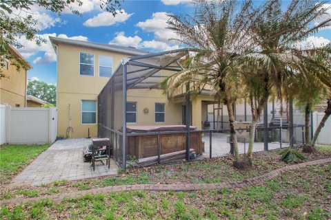 House in Oviedo, Florida 5 bedrooms, 236.81 sq.m. № 2215105 - photo 6