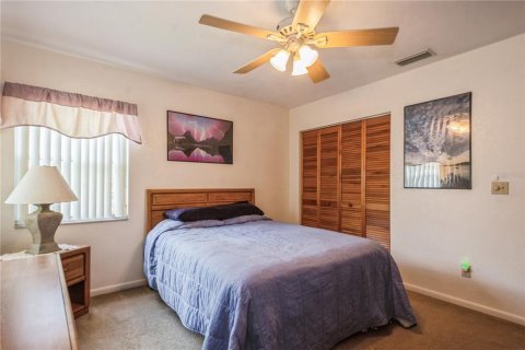 House in Saint Petersburg, Florida 3 bedrooms, 169.64 sq.m. № 1815765 - photo 10