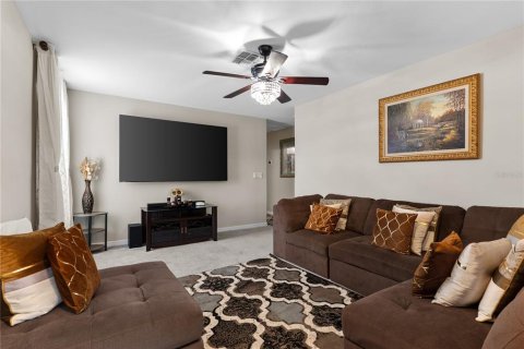 House in Wimauma, Florida 5 bedrooms, 224.36 sq.m. № 2092269 - photo 22
