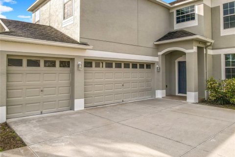 House in Mount Dora, Florida 5 bedrooms, 336.86 sq.m. № 2214281 - photo 10