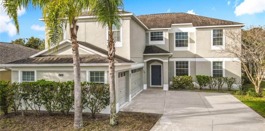 House in Mount Dora, Florida 5 bedrooms, 336.86 sq.m. № 2214281