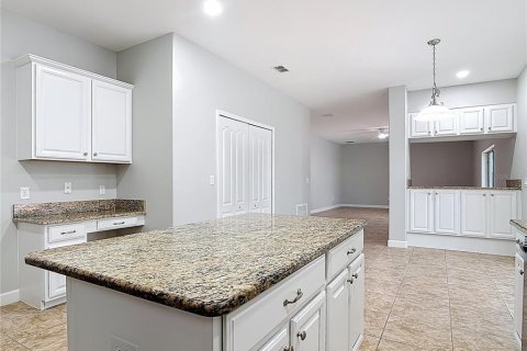 House in Mount Dora, Florida 5 bedrooms, 336.86 sq.m. № 2214281 - photo 22